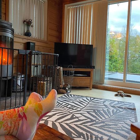 Luxury Peak District Lodge, Hot Tub, Log Burner, Nr Lake Rudyard Buitenkant foto